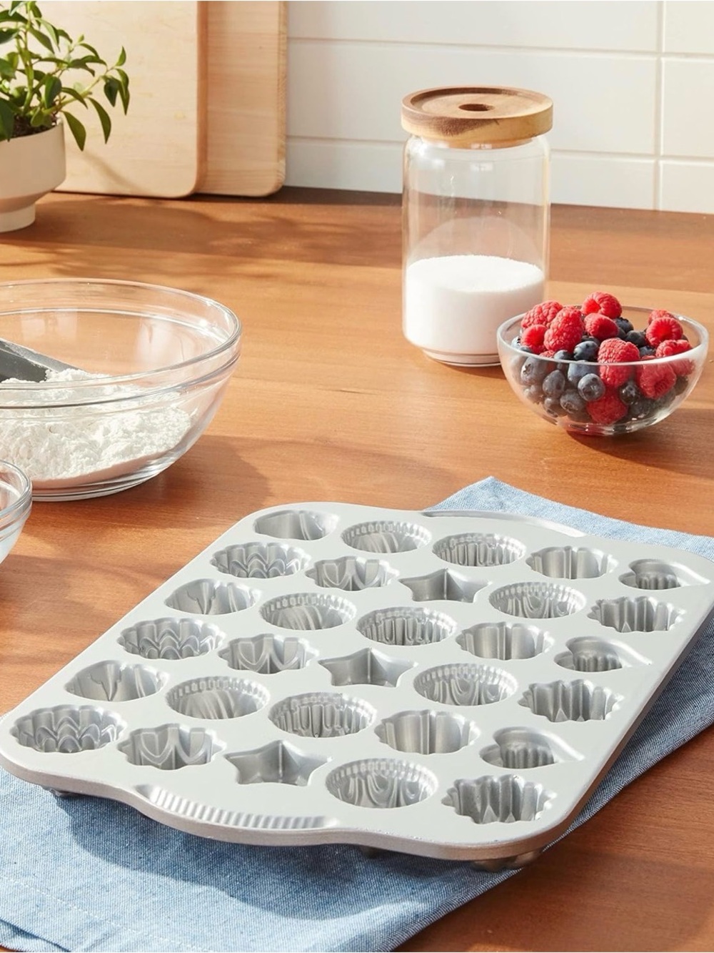 Nordic ware Bundt Tea Cakes